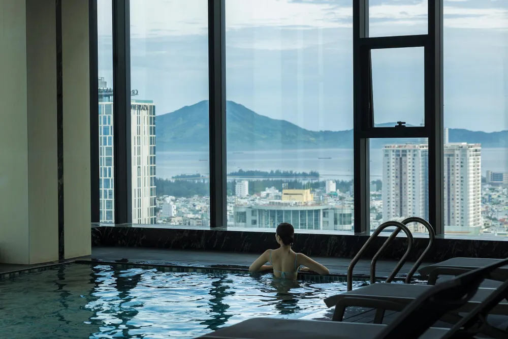 Vóc dáng không góc chết của Thanh Thanh Huyền trong thiết kế bikini đầy quyến rũ