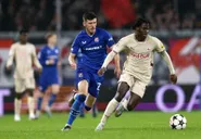 West Ham United Bày Tỏ Sự Quan Tâm Đến Tiền Vệ Người Mali 22 Tuổi: Liệu Đây Có Phải Là Bản Hợp Đồng Tốt?