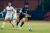 Văn Hậu đá chính và cầm băng thủ quân, dẫn dắt CAHN trong trận giao hữu