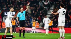 Harry Maguire nhận thẻ đỏ khiến MU đánh rơi 3 điểm đầy cay đắng trước Bournemouth