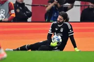 Galatasaray 1-0 Liverpool – Alisson Vẫn Là Cầu Thủ Xuất Sắc Nhất Trận Dù Bị Chấn Thương