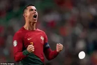 Cristiano Ronaldo đi vào lịch sử World Cup