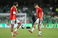 Truyền thông Hungary phản hồi về màn trình diễn của bộ đôi Liverpool trong chiến thắng 2-0