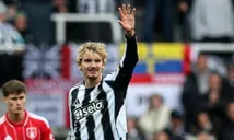 Newcastle đánh bại Nottingham, Woltemade lại ghi bàn