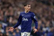 Newcastle United Đang Nhắm Tới Bản Hợp Đồng Cho Tiền Vệ Phòng Ngự 24 Tuổi: Liệu Anh Ấy Có Phải Là Lựa Chọn Tốt?