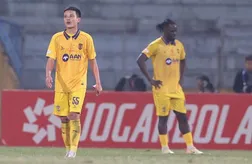 V-League và 'vùng gió xoáy' trụ hạng