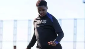 Barcelona lên kế hoạch đàm phán với ngôi sao trẻ mới nhất từ La Masia của Hansi Flick