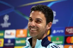 Arsenal nỗ lực hết sức để "viết nên lịch sử của riêng mình".