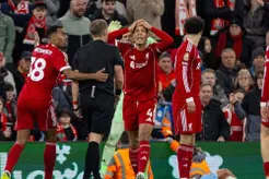 Liverpool thua Man City: Cái giá của sự ngây thơ