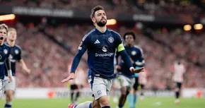 Athletic Bilbao 0-3 Manchester United: "Quỷ đỏ" tiến gần đến trận chung kết Europa League