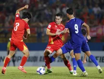 Vì đâu hàng công ĐT Việt Nam “vô duyên” trước khung thành?