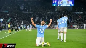 Lazio 1-0 AC Milan: Isaksen định đoạt trận đấu, Maurizio Sarri nhận thẻ đỏ phút bù giờ