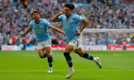 Man City vào chung kết Cup FA lần thứ ba liên tiếp