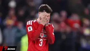 Neco Williams: Tắc bóng nhiều nhất trận nhưng gục ngã trên chấm 11m