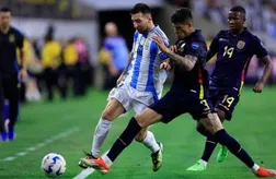 Trận ra mắt của Hincapie tại Arsenal có thể bị trì hoãn