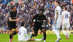 Kudus 'mở tài khoản', Tottenham giành 3 điểm nghẹt thở trước Leeds
