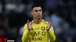Ronaldo đình công thắng lợi, khẳng định quyền lực