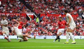 Man Utd đoạt Cup Snapdragon