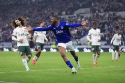 Chạy nhiều có đồng nghĩa với chiến thắng trong bóng đá?