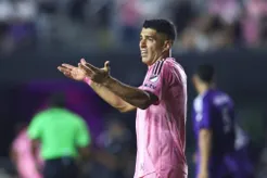 MLS cấm thi đấu thêm 3 trận với Luis Suarez vì sự việc khạc nhổ