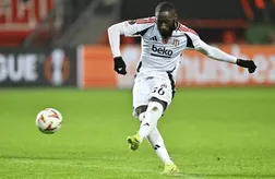 Sunderland Hoàn Tất Ký Hợp Đồng Với Cựu Hậu Vệ West Ham