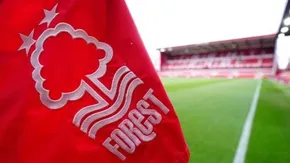 Nottingham Forest chiến thắng pháp lý, gây chú ý trong bóng đá