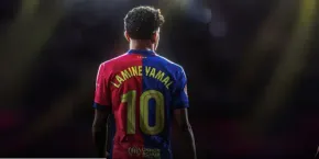 Chính thức: Lamine Yamal nhận chiếc áo số 10 huyền thoại