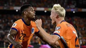 Matty Cash lập siêu phẩm giúp Ba Lan cầm hòa Hà Lan