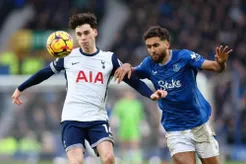 Leeds United sắp chiêu mộ Calvert-Lewin dạng chuyển nhượng tự do