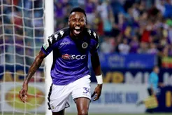 Tân binh V-League chiêu mộ Hoàng Vũ Samson