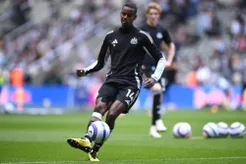 Tiền đạo Alexander Isak của Newcastle chỉ muốn gia nhập Liverpool