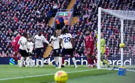 Liverpool biến thành 'cỗ máy bóng chết': Sự thực dụng cần thiết