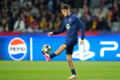 Chelsea sẵn sàng đối đầu Arsenal trong cuộc đua ký hợp đồng với tiền vệ Barcelona – Báo cáo