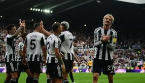 Tân binh đắt nhất lịch sử Newcastle ghi bàn ngay trận ra mắt