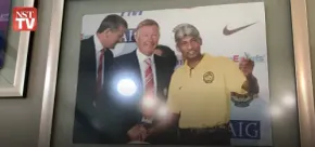 'Phù thủy' bóng đá Đông Nam Á nhắn nhủ cầu thủ Việt Nam trước trận gặp MU