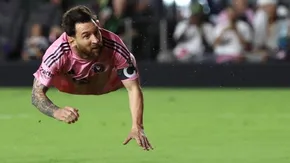 Cú đúp và Giày Vàng cho Messi - người đặt tương lai của MLS dưới chân