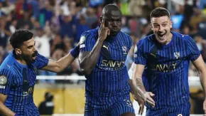 Al-Hilal "chinh phục Everest" nhờ có "rất nhiều tiền"