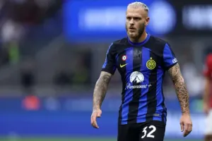 Federico Dimarco: Lời giải cho bài toán "hậu Robertson" của Liverpool