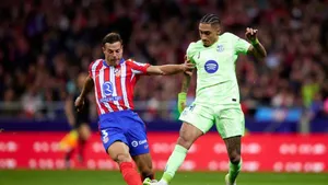 Raphinha: “Kế hoạch tiếp theo? Gia hạn hợp đồng thôi.”