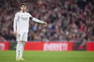 Siêu sao then chốt của Real Madrid đã thi đấu trong đau đớn suốt ba tuần