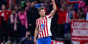 Atletico Madrid "hủy diệt" đối thủ để tiến vào vòng 16 đội Champions League nhờ Hat-trick