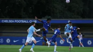 Chelsea 3-1 Man City: Terry có mặt, cú hat-trick của Mheuka chốt chiến thắng Premier League 2