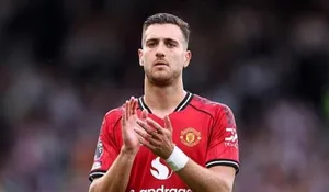 Dalot báo tin vui cho MU trước trận đấu với Brentford