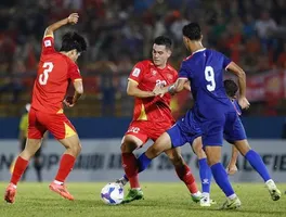 Vì đâu hàng công ĐT Việt Nam “vô duyên” trước khung thành?