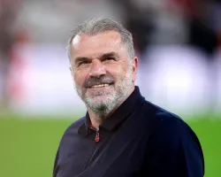 ‘Tôi là người chiến thắng’: Postecoglou khẳng định muốn tiếp tục cùng Tottenham sau vinh quang Europa League