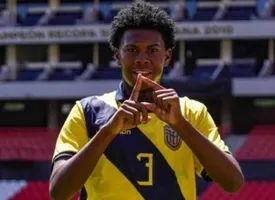 Chuyển nhượng tối 12/9: Chelsea đàm phán chiêu mộ ngọc quý 15 tuổi; Pep muốn mang Dumfries về Man City