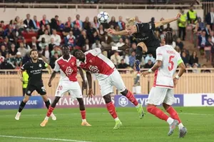 Haaland lập cú đúp, Man City vẫn mất điểm phút chót