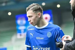 Hugo Viana đàm phán cho tiền đạo Pháp – Manchester City dẫn đầu cuộc đua chuyển nhượng