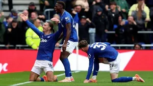 Jack Grealish: Từ người thừa Etihad đến giấc mơ World Cup