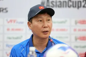 HLV Kim Sang Sik lập cột mốc chưa từng có trong lịch sử tuyển Việt Nam